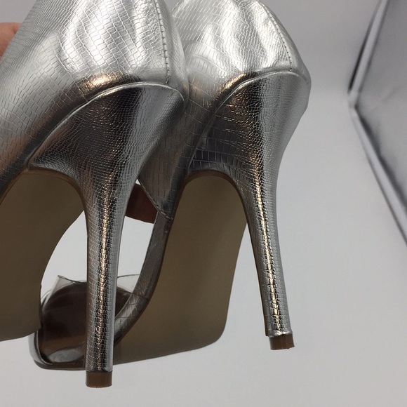 Justfab Teyla Ladies Silver High Heels Pumps Size 6.5 - Picture 10 of 12